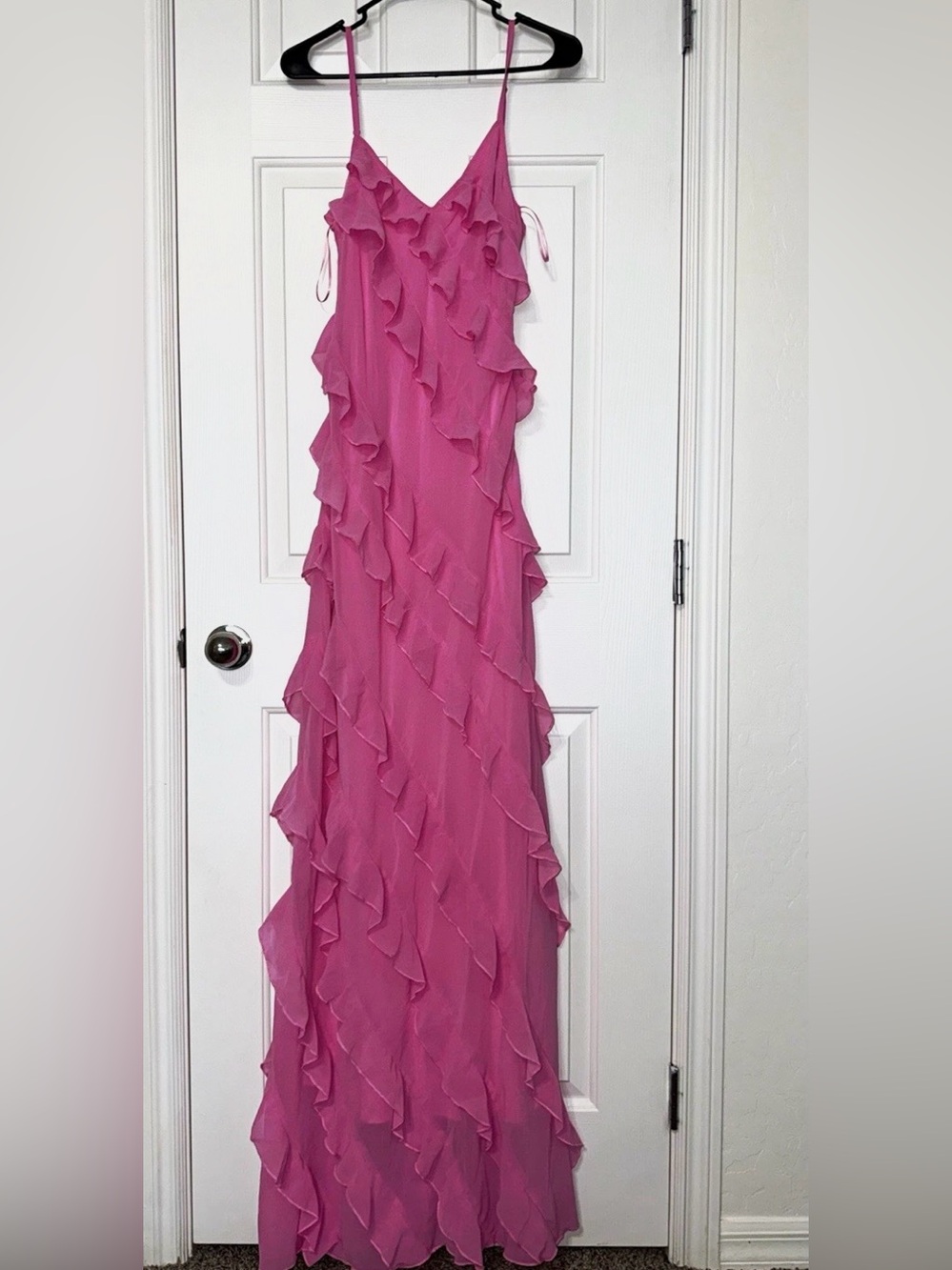 Flirty, Chic, Barbiecore, Glam, Fashion Nova Women’s Medium